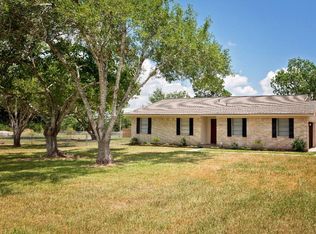 502 Quail Creek Dr, Victoria, TX 77905