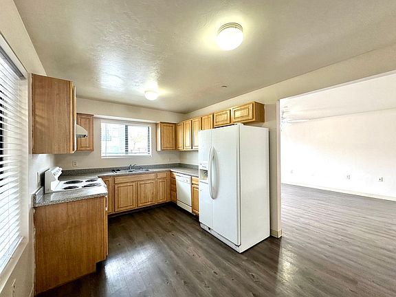5th image of 309-311 W Elm St #309-1101