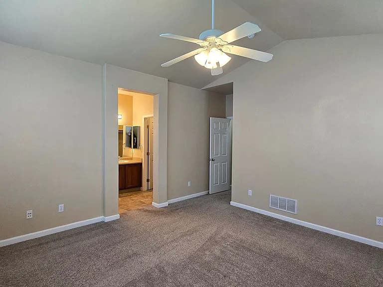 7747 Mountain Laurel Dr — Photo 19