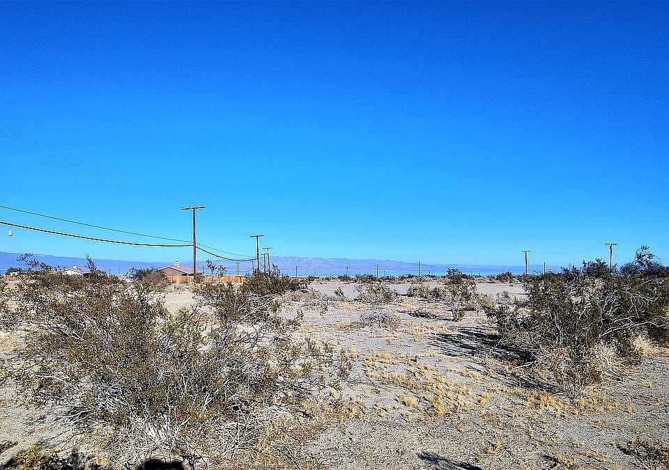 Mountain and water view East