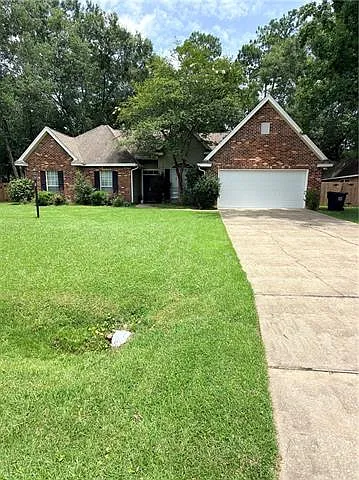 4 bed, 3.0 bath, 1880 sqft, $2,200 — Photo 1