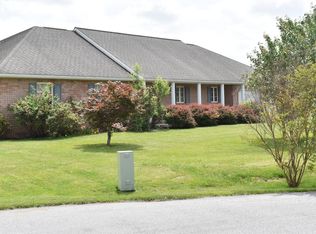 1206 Rabbit Ct, Hagerstown, MD 21740