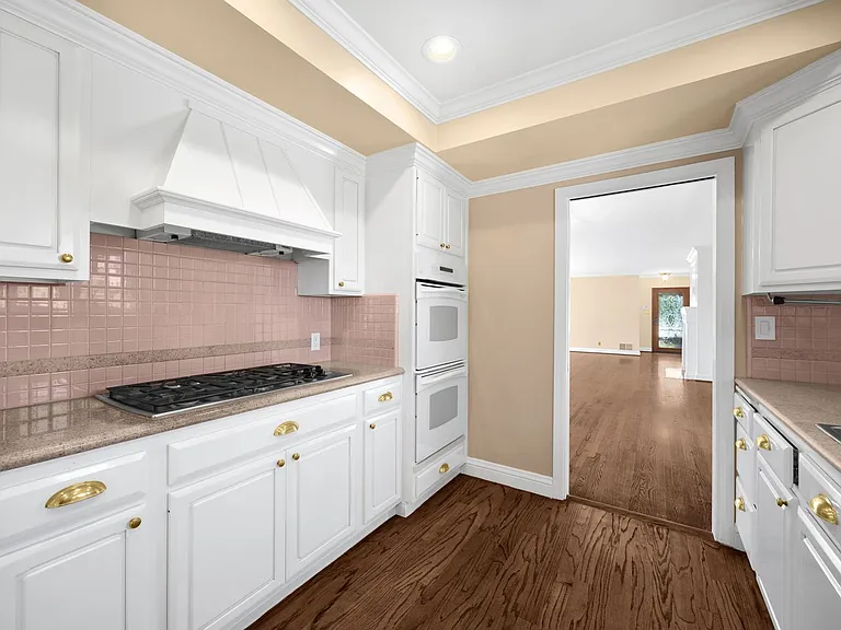 1071 E Avocado Crest Rd — Photo 6