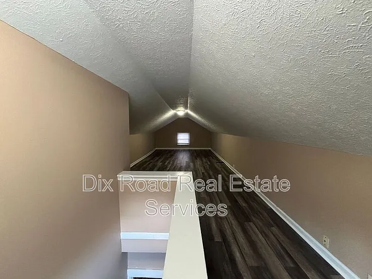 208 Garfield St — Photo 22