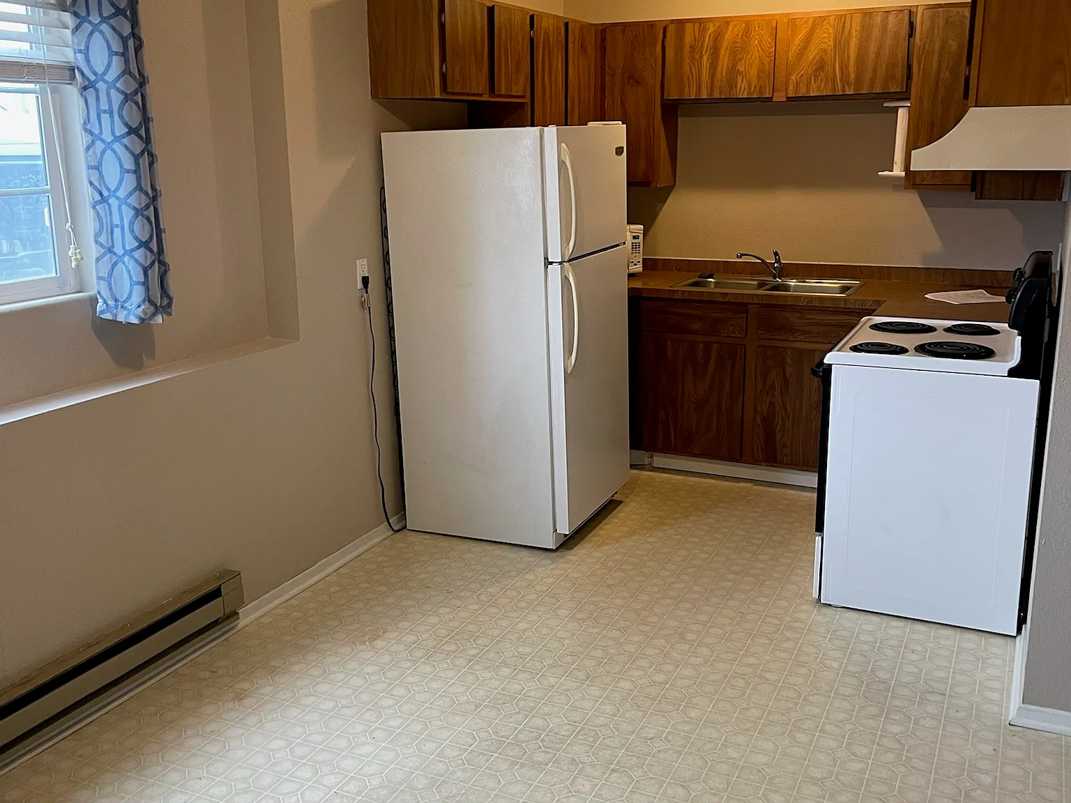 2 bed, 800 sqft, $1,095 — Photo 1