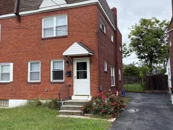 30 W Parkway Ave, Chester, PA 19013