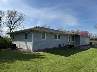 801 N Allen Ave, Chanute, KS 66720