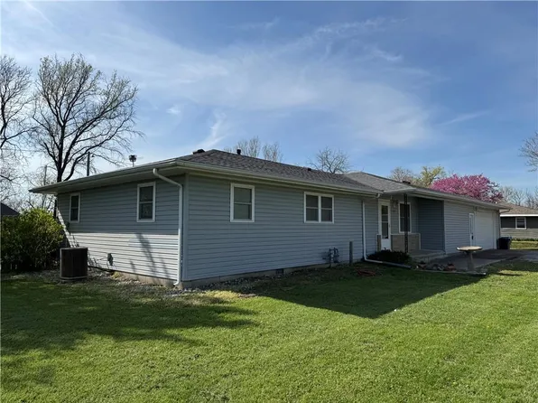 801 N Allen Ave, Chanute, KS 66720