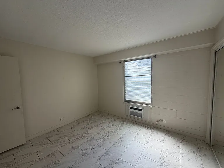 438 Kuamoo St — Photo 12