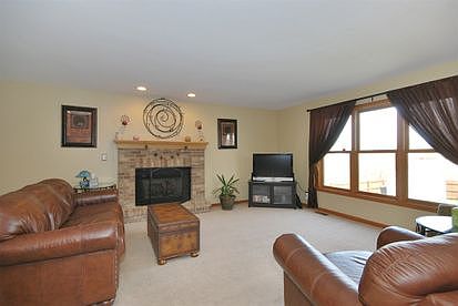 2nd image of 317 W Elian Ct