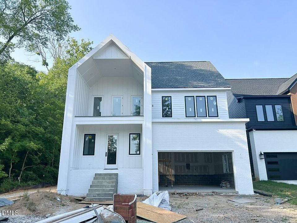 1st image of 1003 Phoenix Pl