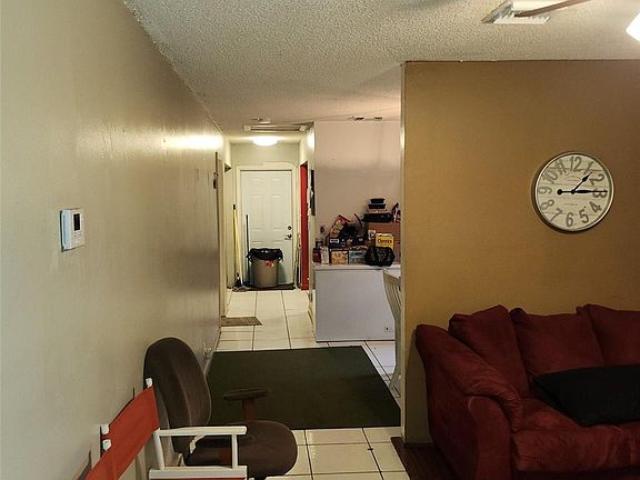 3rd image of 172 SW 5th Court
