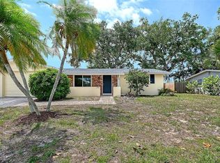 2706 White Sands Dr, Sarasota, FL 34231