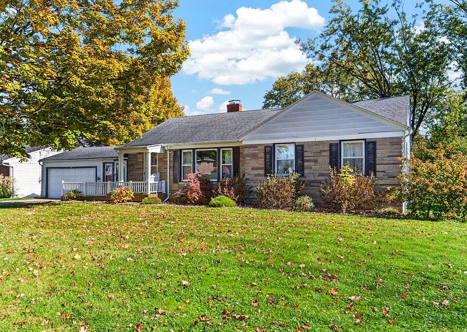 1st image of 1013 Briarwood Rd