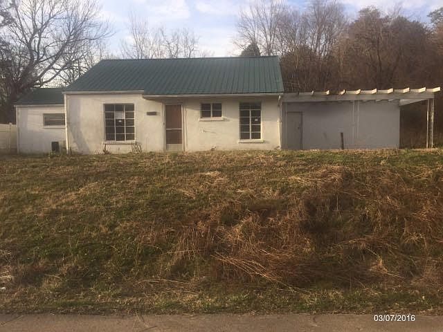 1st image of 3523 Garner Cir