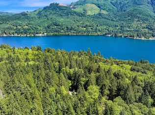 471 Summerland Rd, Bellingham, WA 98229