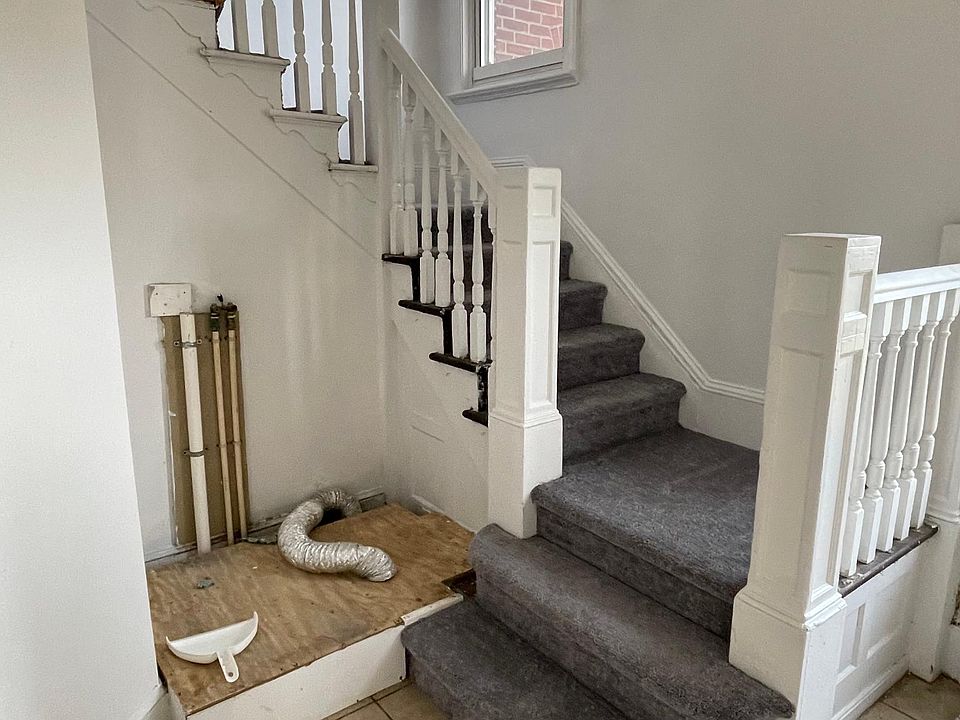 1st image of 320 Strode Ave APT 6