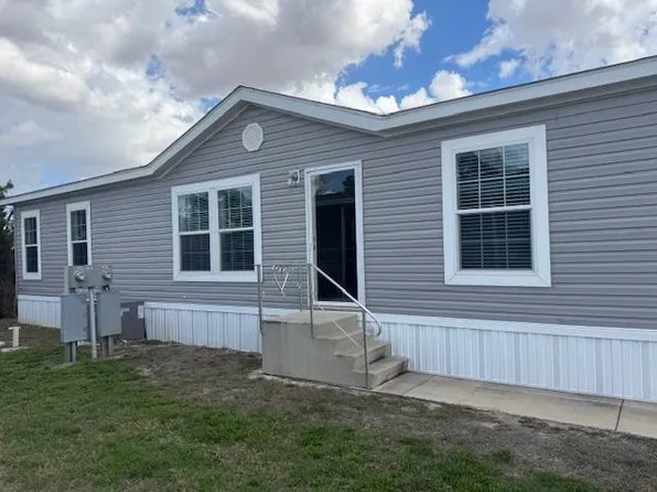 748 Sunburst Ln, Frostproof, FL 33843