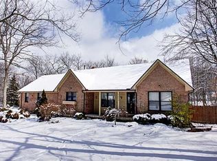 1054 McBee Rd, Bellbrook, OH 45305