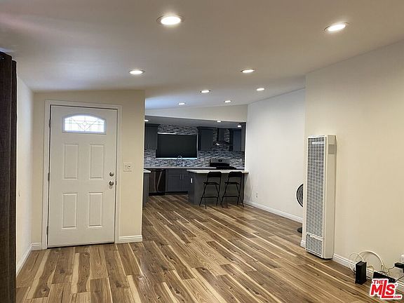 3rd image of 1754 W 125th St