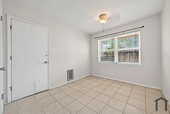 11611 Bonaparte Dr — Photo 14