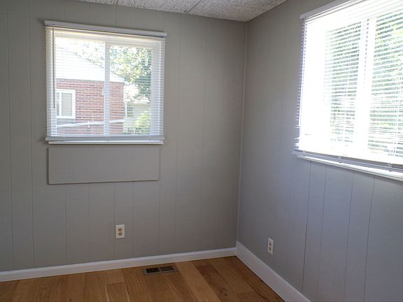 5th image of 152 Collingwood Ave #152