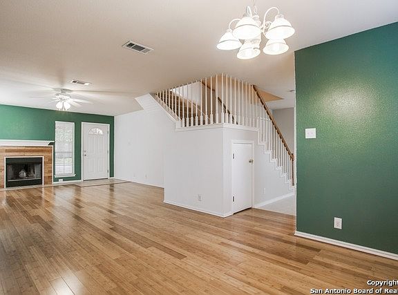 4th image of 6015 Woodway Pl