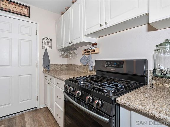 4th image of 1026 S 45th St