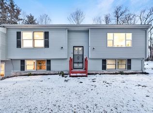9 Pine Point, Templeton, MA 01468