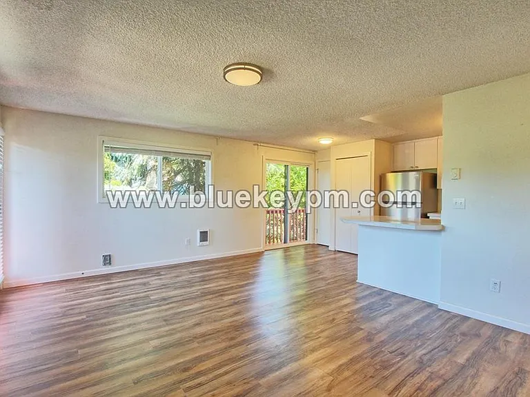 7865 SE Milwaukie Ave — Photo 4