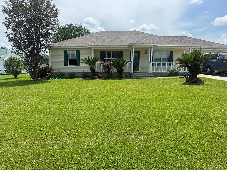 3893 Trotters Ridge Cir