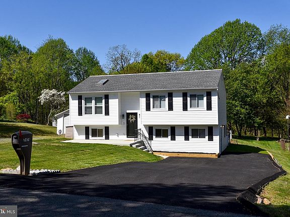 2nd image of 7474 Suncrest Dr