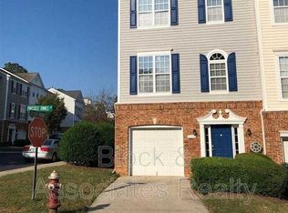 7001 Pinecrest Townes Dr, Raleigh, NC 27613