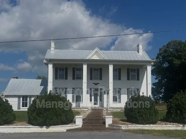 151 Tanner Ln, Weyers Cave, VA 24486