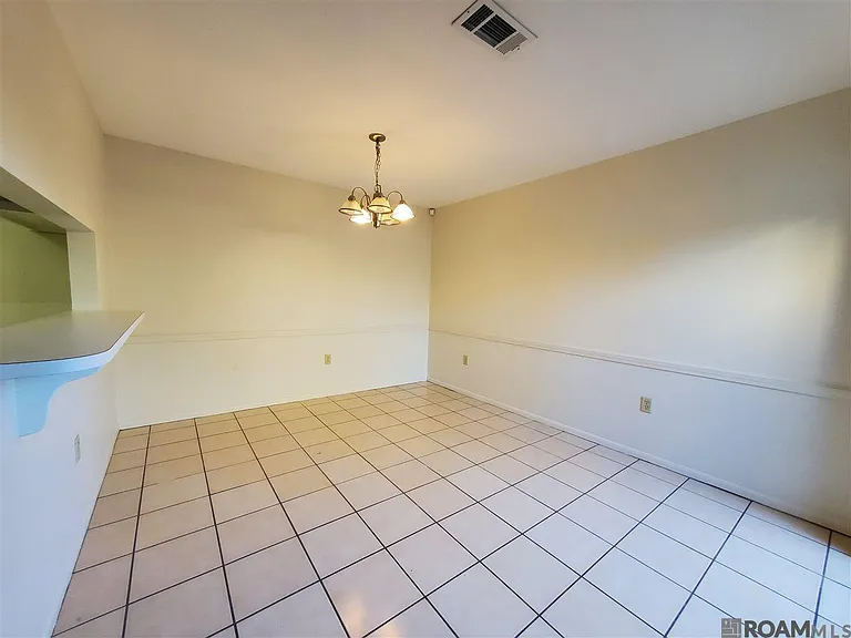 5151 Everett Ln — Photo 15