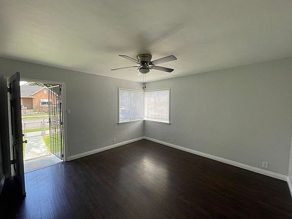 3rd image of 3551 Denver Ave #3551