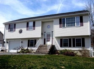 6 Wayne St, Fairhaven, MA 02719