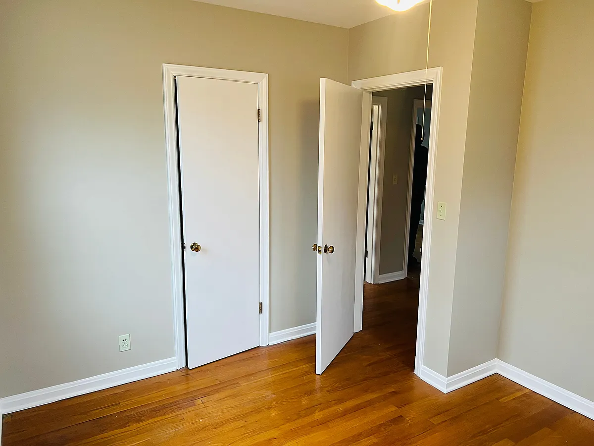 Building Photo - 4513 Golf Park Dr