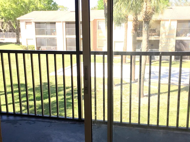 Balcony/ Porch