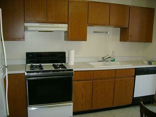 3rd image of 1138 Bristol Ct
