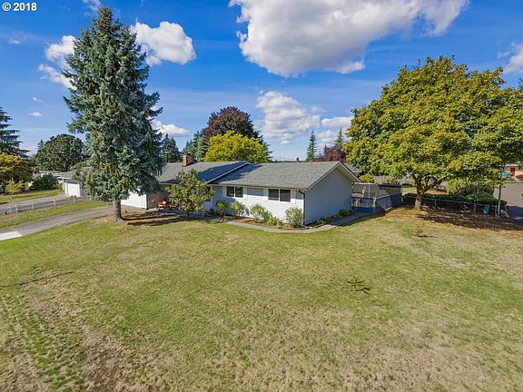 3rd image of 8720 NE 99th St