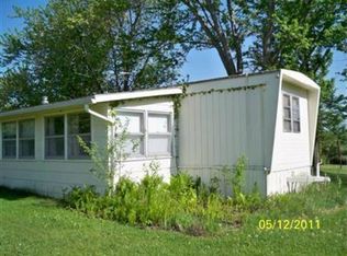 5262 4th St, Melrose, IA 52569