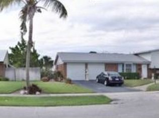 908 Orange Dr, Lake Park, FL 33403