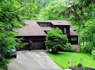 215 Teays Mdws, Scott Depot, WV 25560