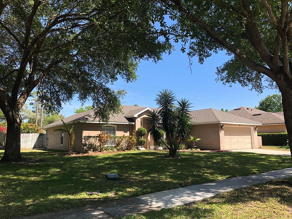 1st image of 887 Lake Jackson Cir