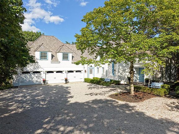 5th image of 374 N Bateman Cir