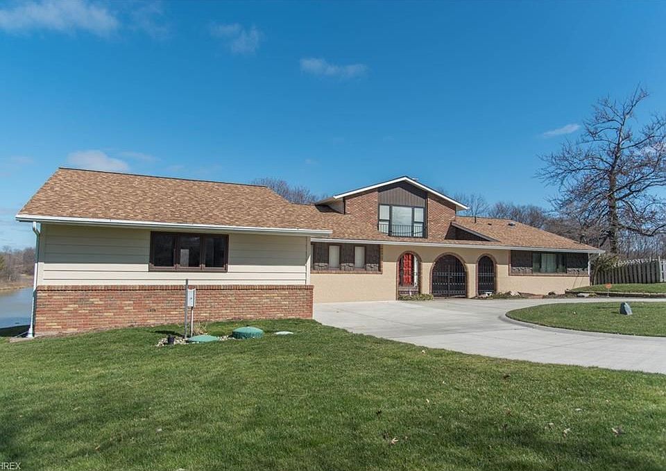 1st image of 661 Lee Ct