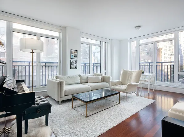 45 Park Ave APT 706, New York, NY 10016