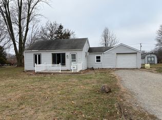 1706 Getz Rd, Fort Wayne, IN 46804