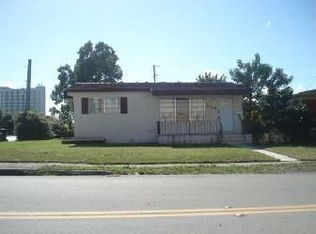 590 NE 171st St, North Miami Beach, FL 33162